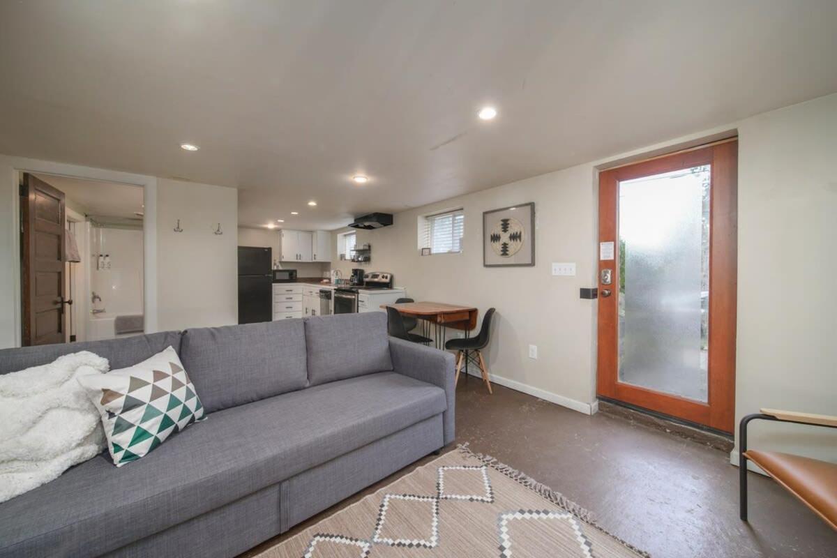#Stayinmydistrict Pendelton Place Walk To Mt Tabor Portland Exterior photo